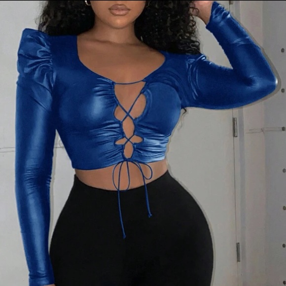 Womens scoop neck Short crop Top With Crisscross Tie Straps - Picture 3 of 5